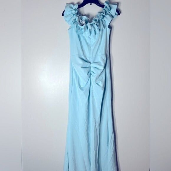 AQUA Ruffled Off The Shoulder Formal Dress, gown evening dress size 8 - Picture 6 of 10